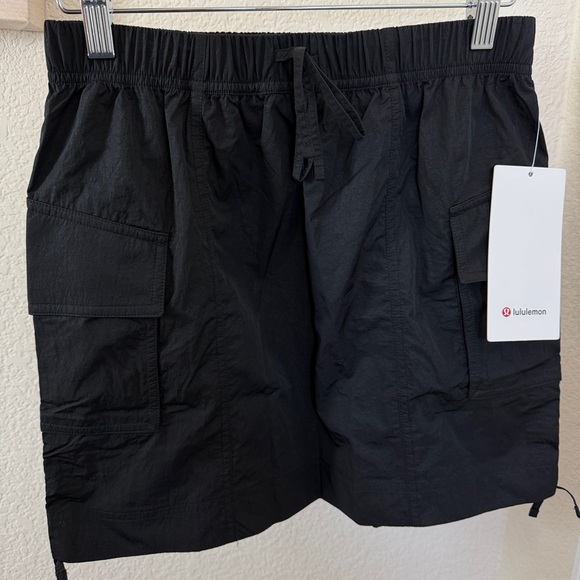 Lululemon Nylon Cargo Mini Skirt Women’s Black XS New - Picture 4 of 9
